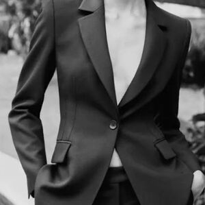 Zara Fitted Long Line One Button Blazer In Navy. Size 46. NWT.